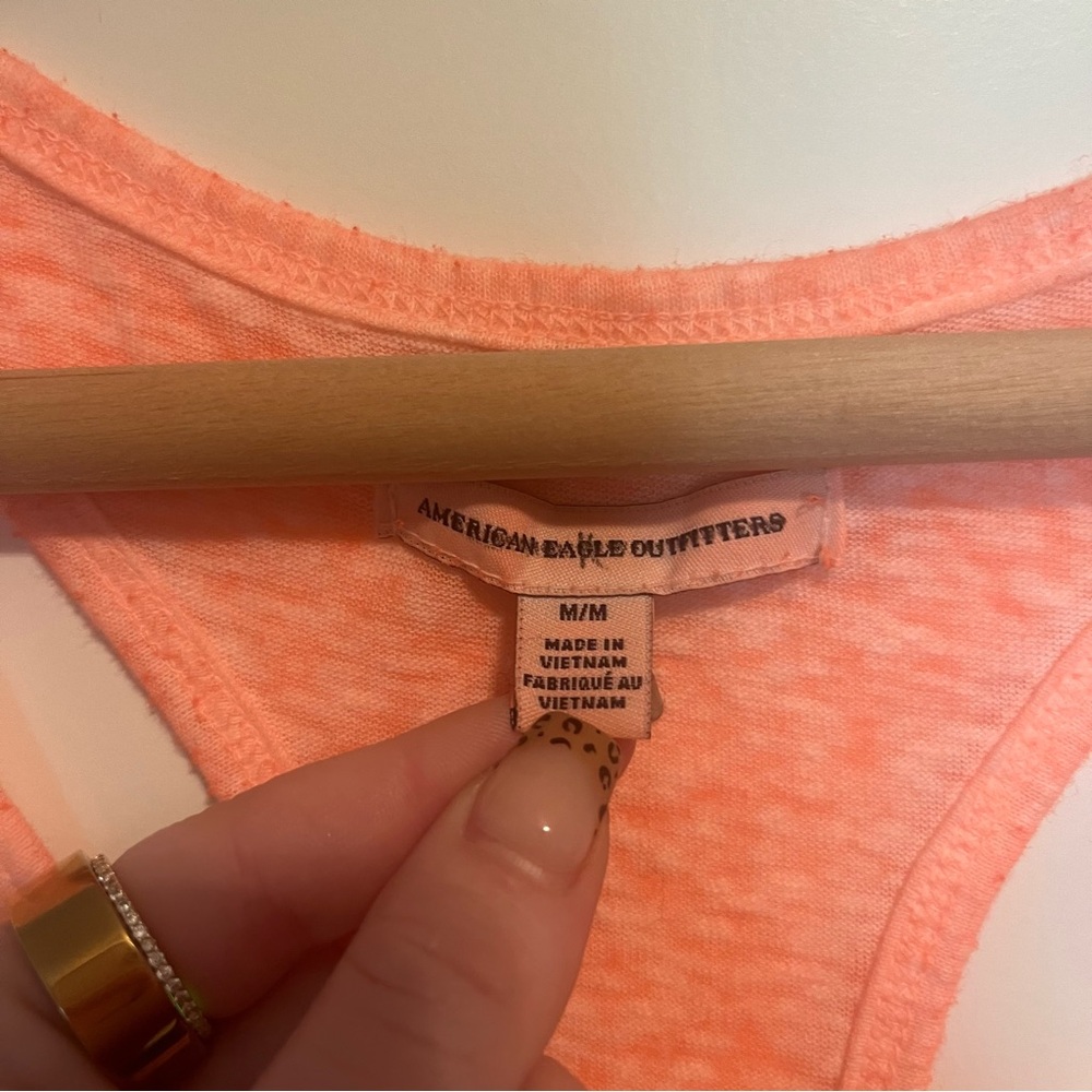 American Eagle Coral Tank Top Size M - Picture 3 of 4